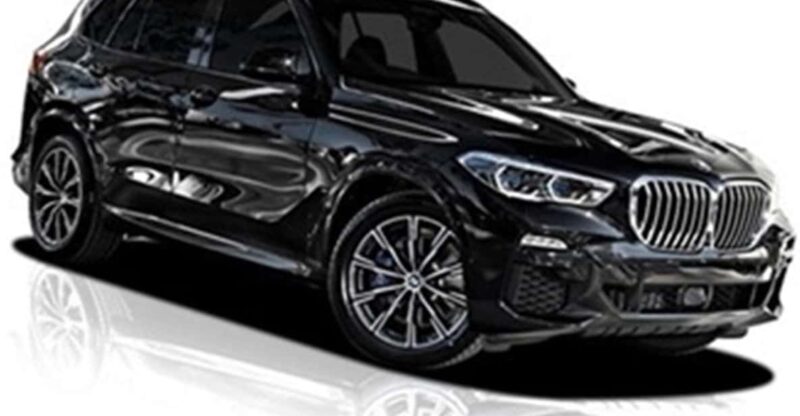 ZURIGO: SUV LUXURY 4 PAX TRANSFER FROM AIRPORT TO DAVOS - Driver and Vehicle